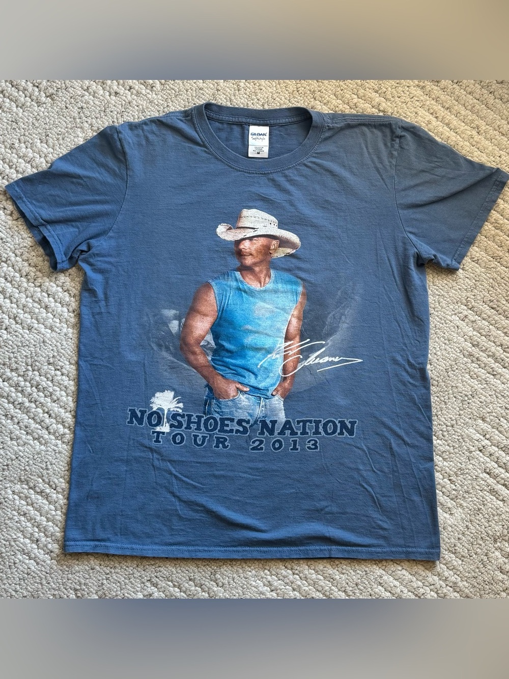 Kenny Chesney - No Shoes Nation Tour 2013 -Concert Tee